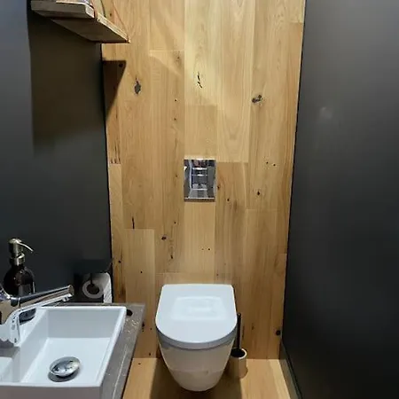 Charmante Maison De Semesterbostad *